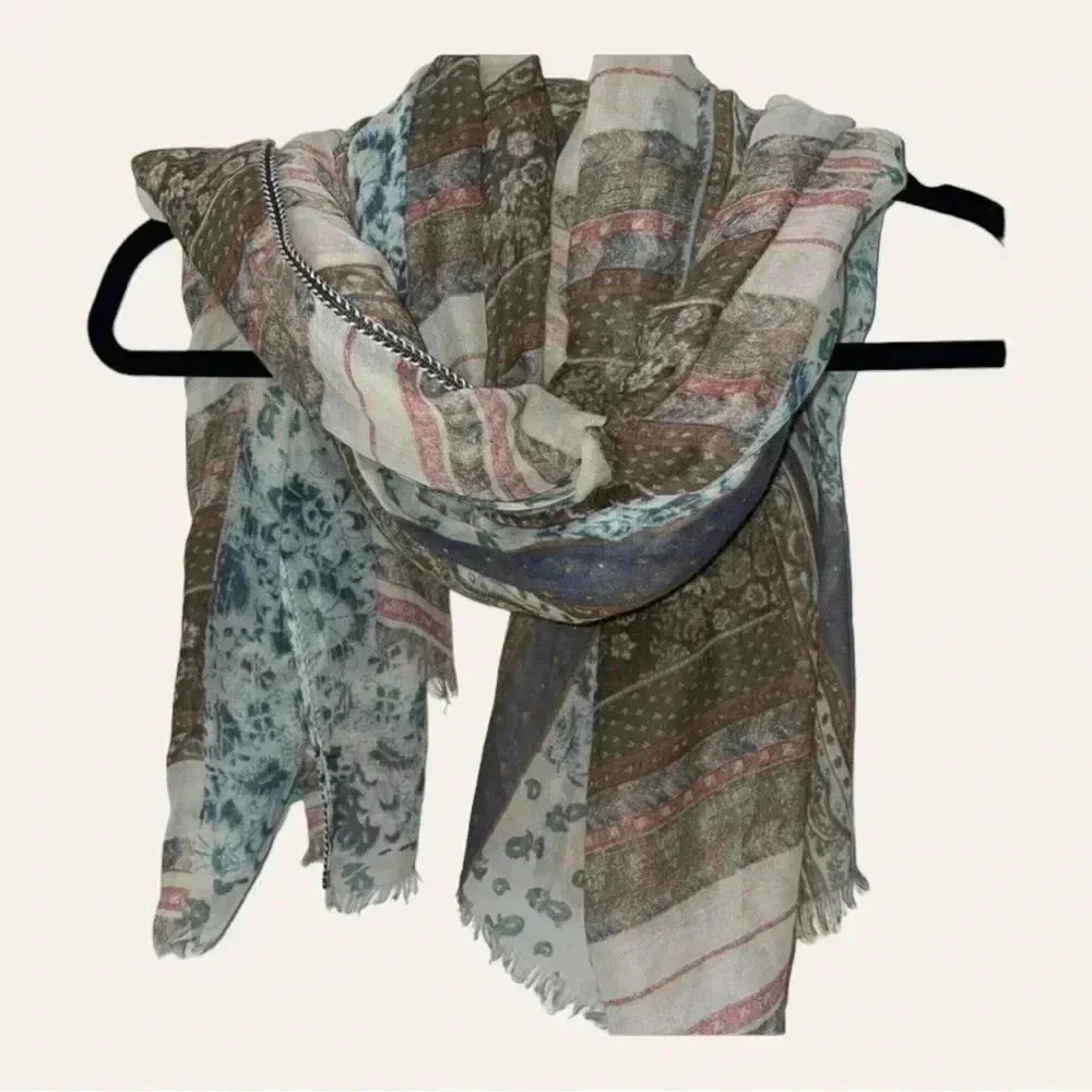 0507. NWT Maurices Fashion Scarf •‎ Patchwork Floral/Striped Print • Pink & Blue
